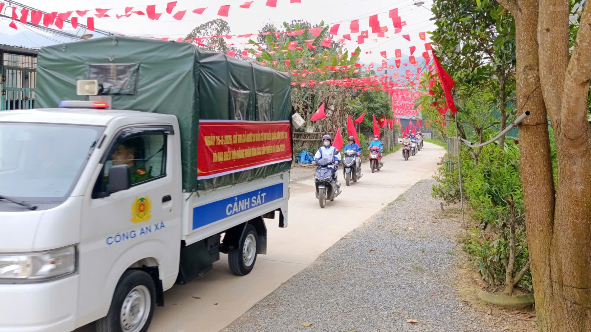 Nà Phặc