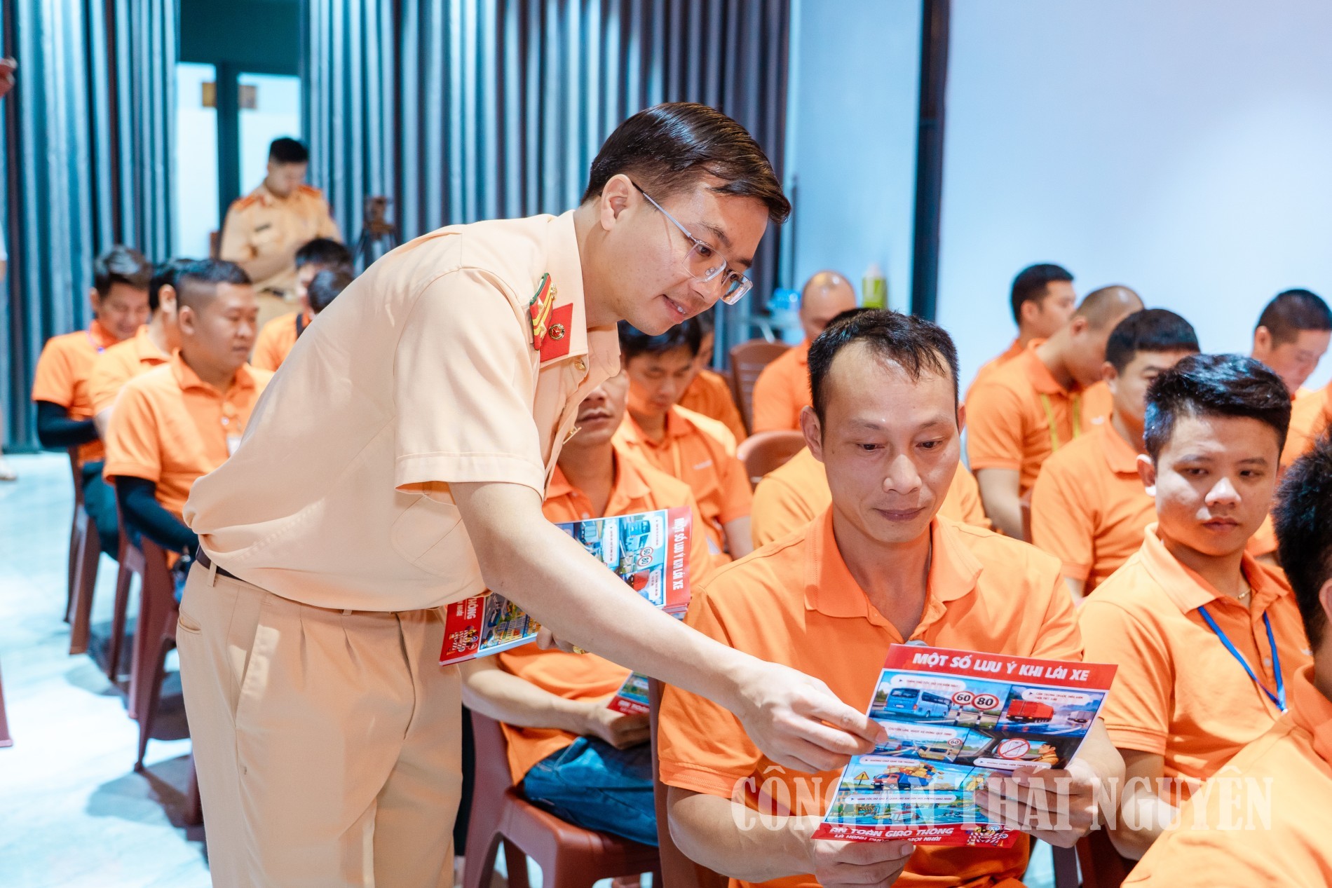 26 4 2026 PC08 KY CAM KET VAN TAI (2)
