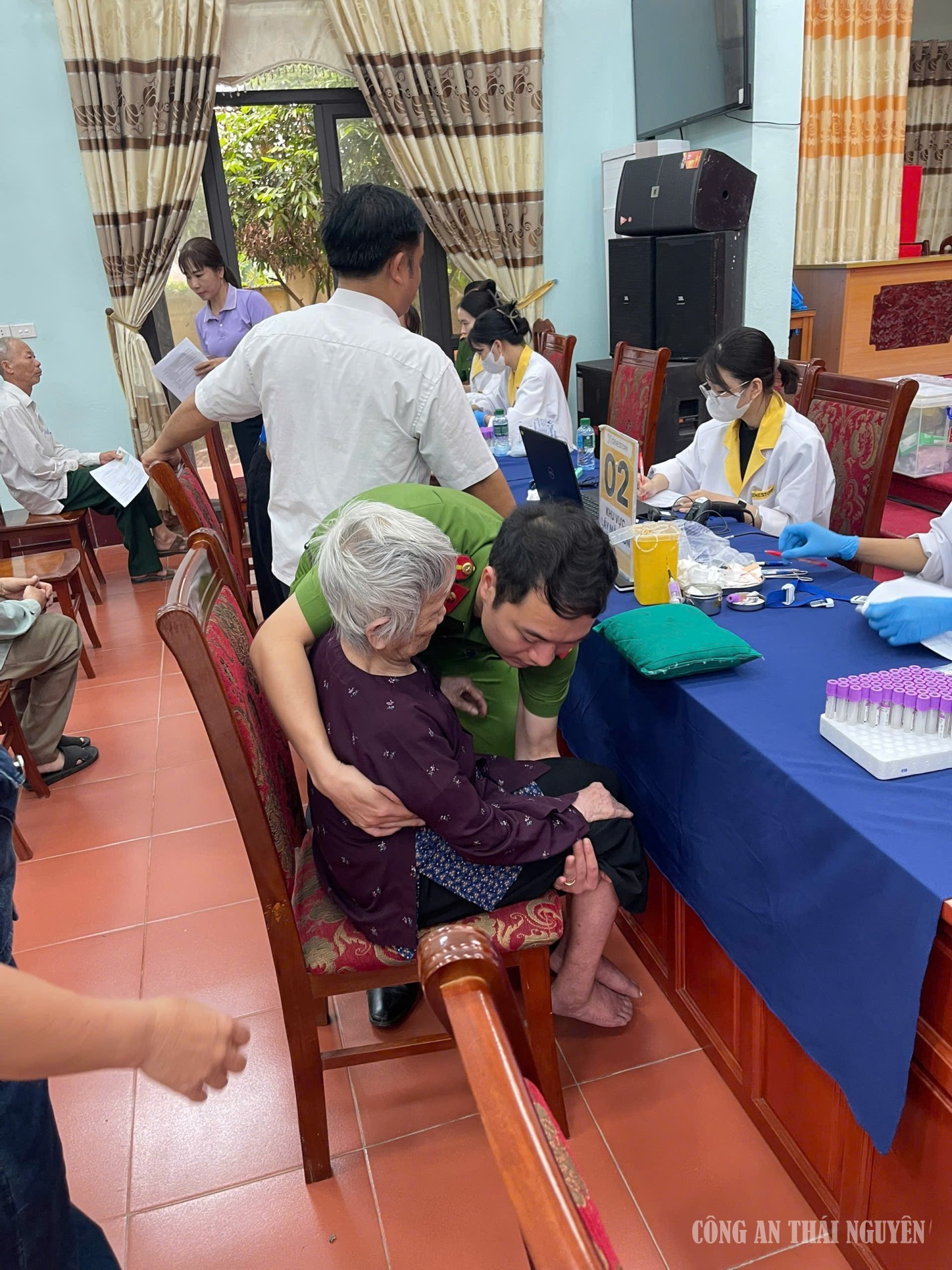 Ảnh số 1 Vạn Phú
