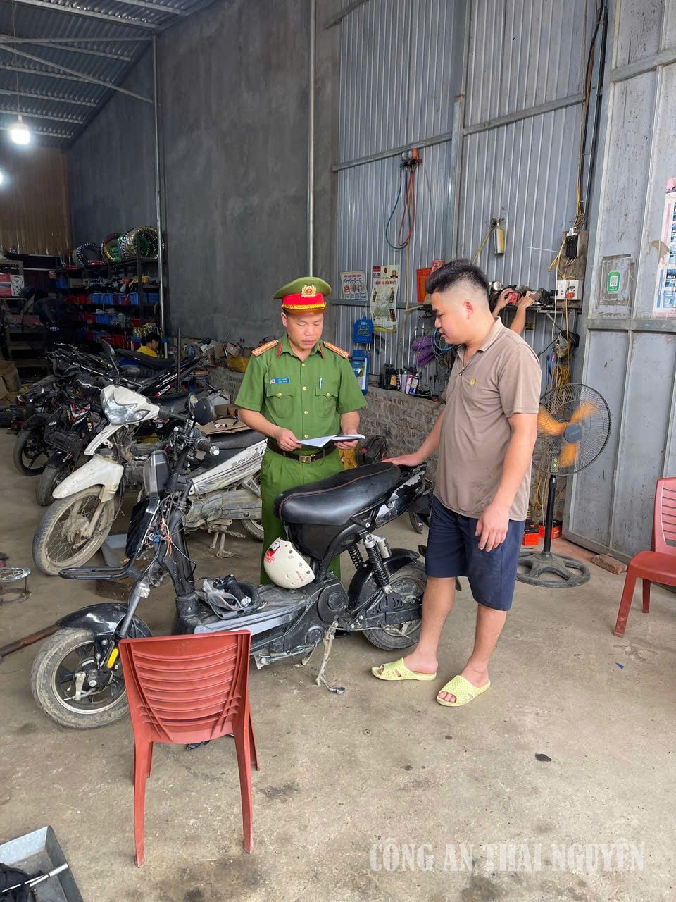 Côn minh 2