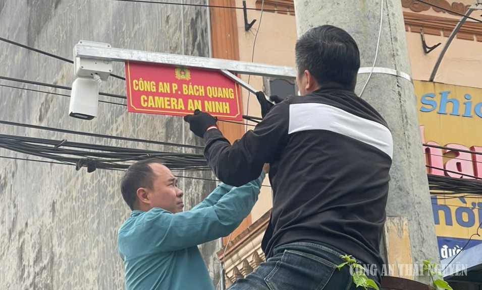 Lắp Camera