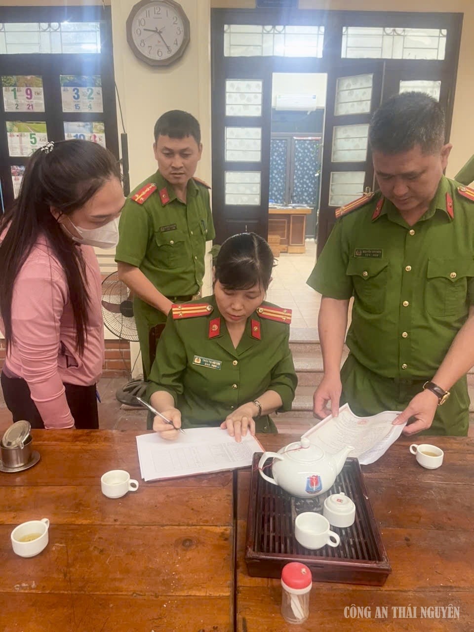 QUYẾT thắng