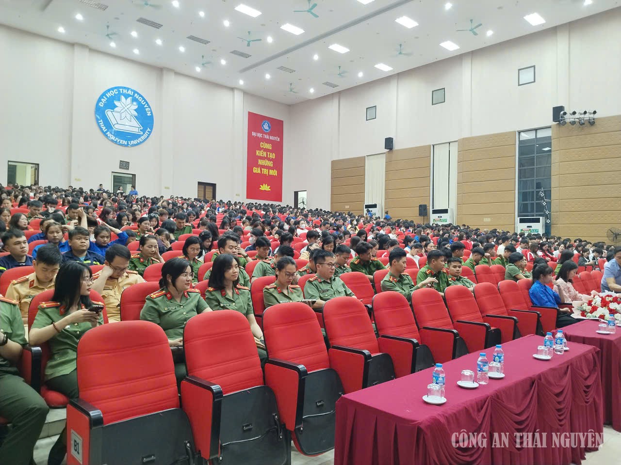 Tác phẩm trở thành điểm nhấn sinh hoạt chính trị ý nghĩa