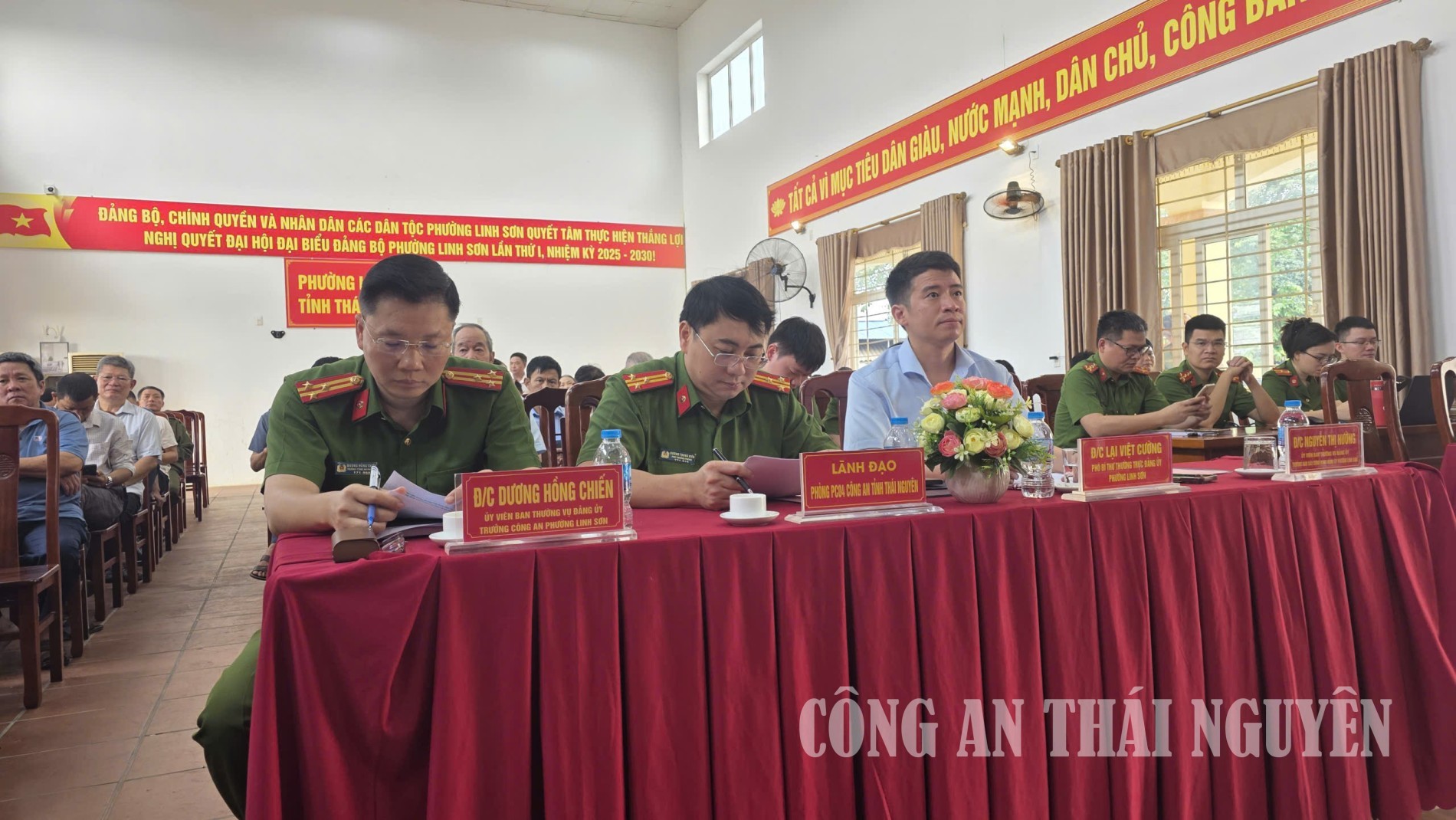 1 Linh Sơn