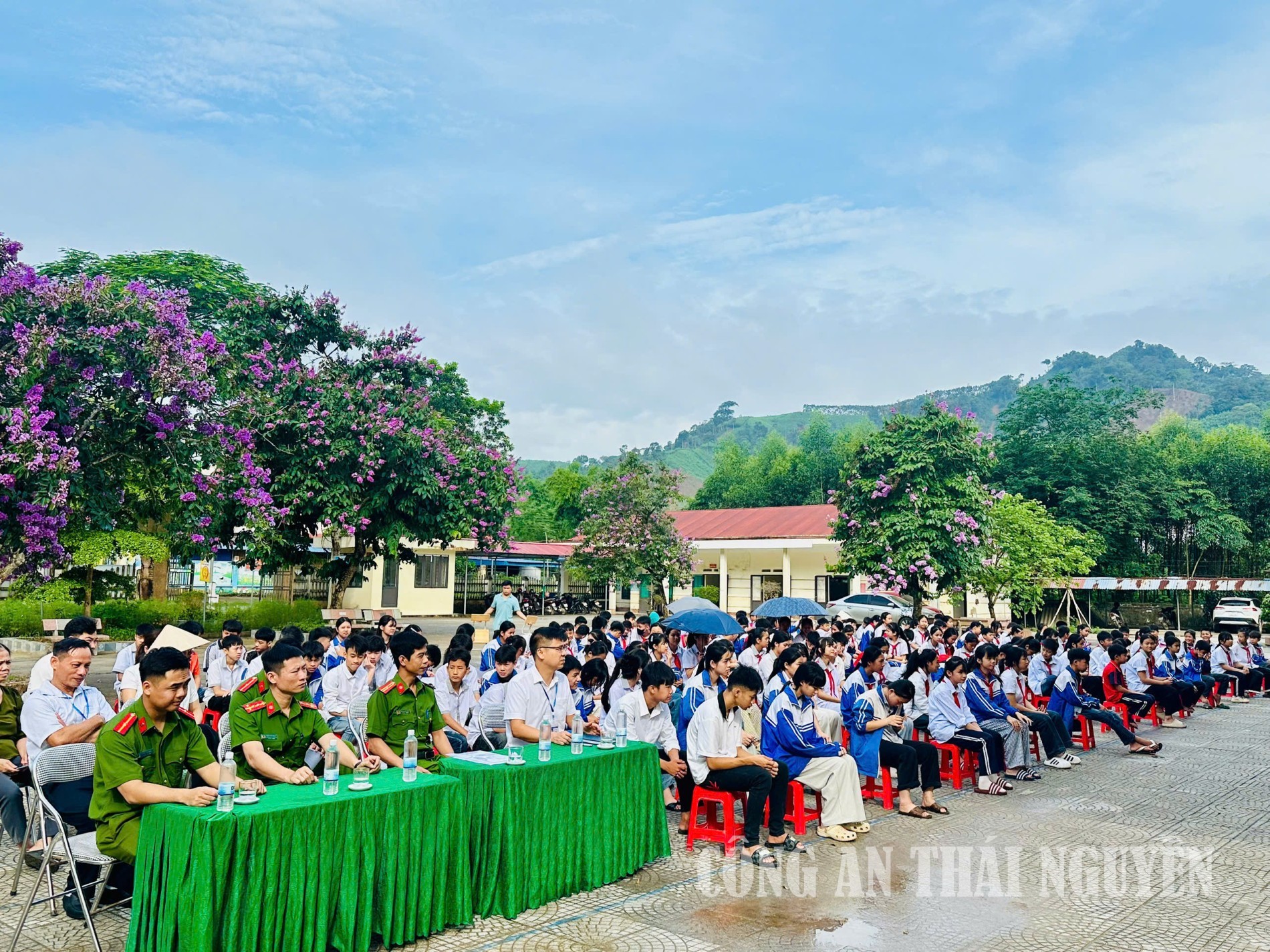 19 5 DAN TIEN TUYEN TRUYEN PL (2)