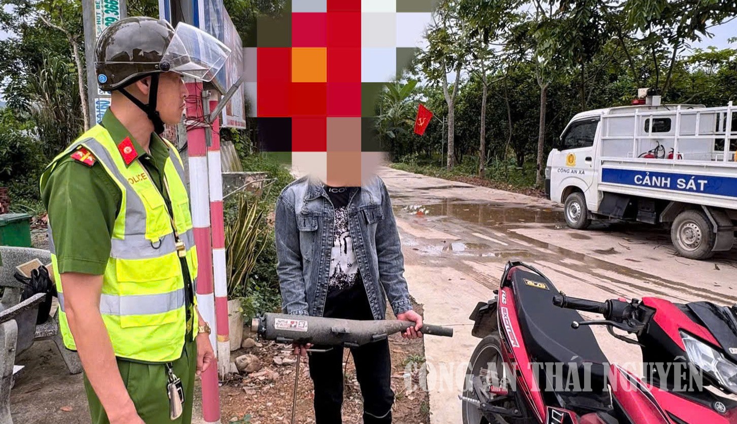 Công an xã Tràng Xá tuần tra, kiểm soát, xử lý nghiêm các trường hợp thay đổi kết cấu xe.