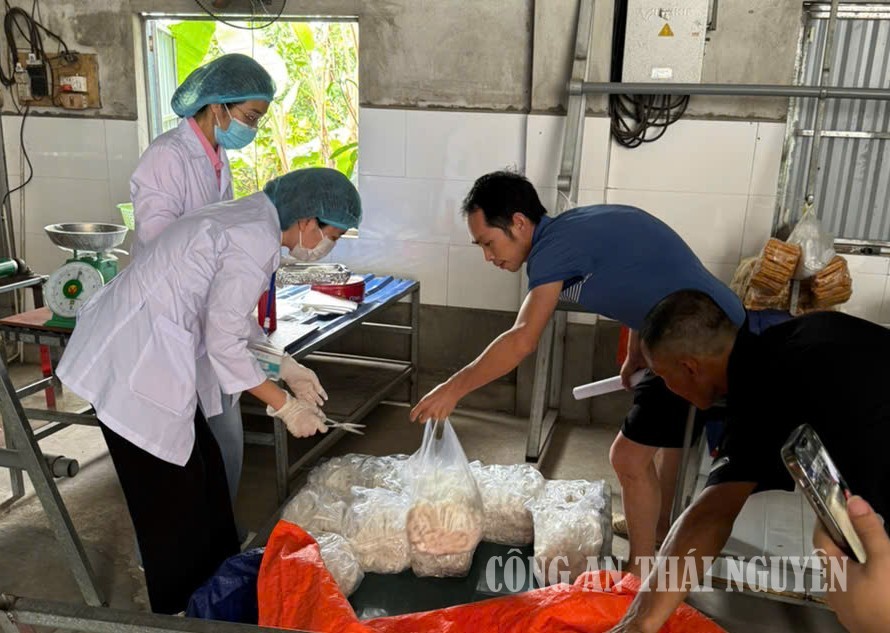 Phối hợp kiểm tra an toàn vệ sinh thực phẩm