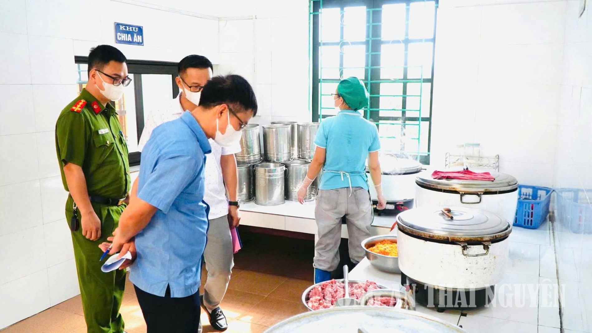 La Bằng kiểm tra công tác đảm bảo an toàn thực phẩm tại trường học