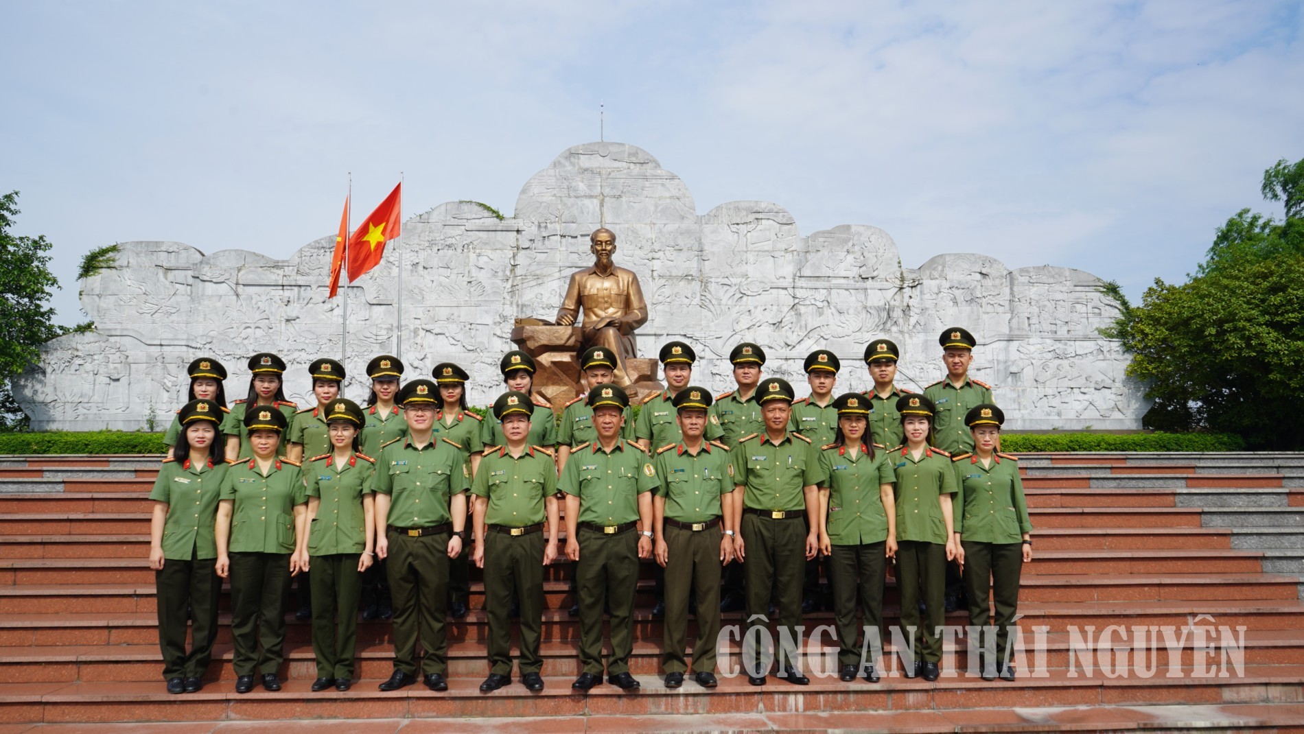 Phòng Quản lý xuất nhập cảnh tổ chức sinh hoạt chính trị tại Bắc Ninh.