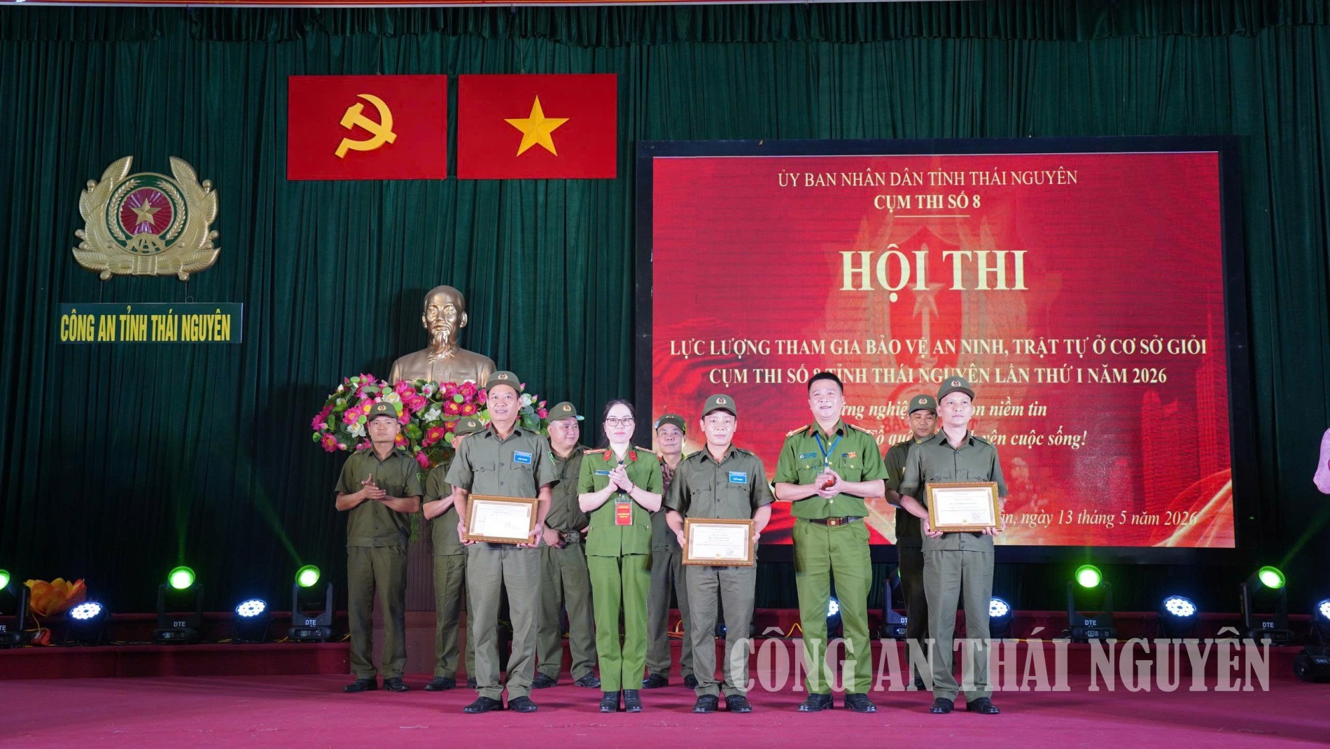 giải chuyên đề