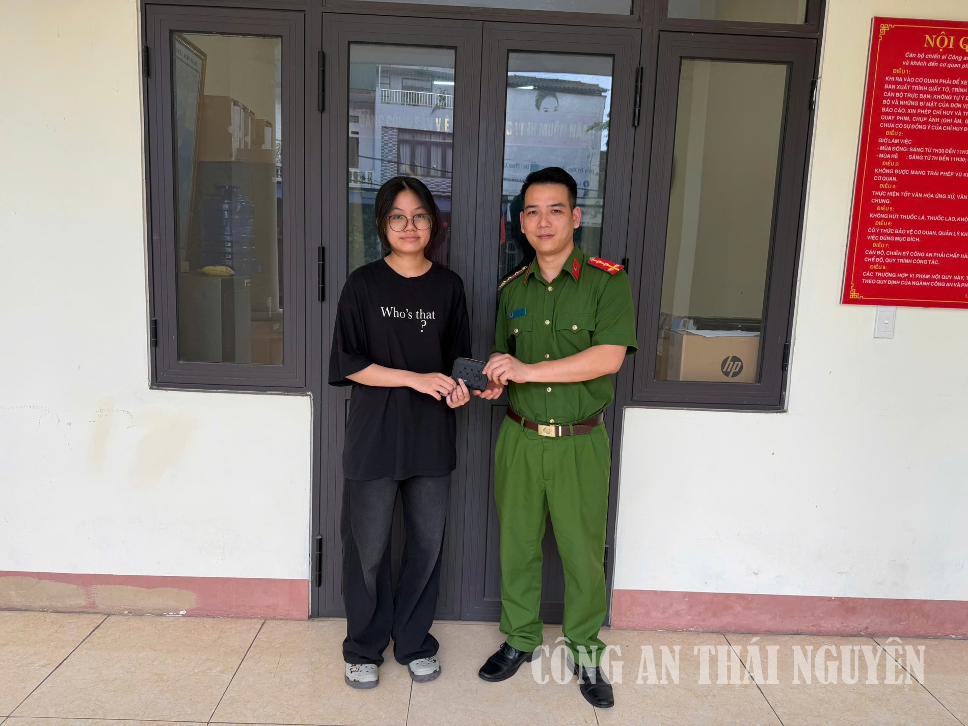 Phan Đình Phùng trả lại tài sản