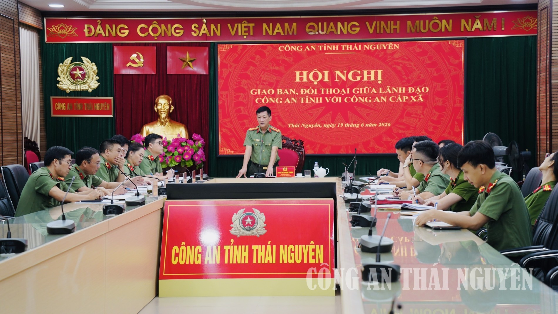 Đại tá Hà Trọng Trung, Phó Giám đốc Công an tỉnh phát biểu chỉ đạo.