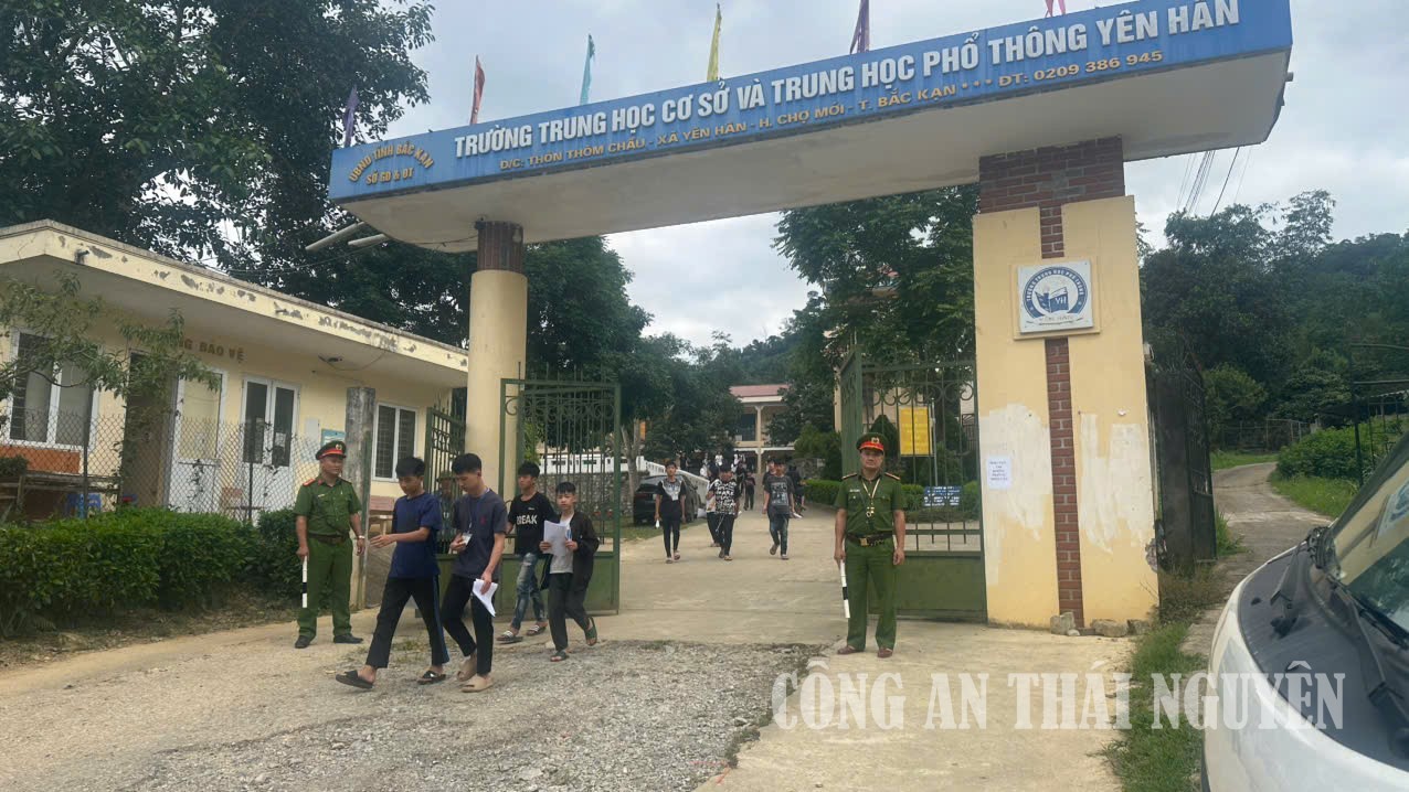 Công an xã Yên Bình đảm bảo an toàn kỳ thi tuyển sinh vào lớp 10