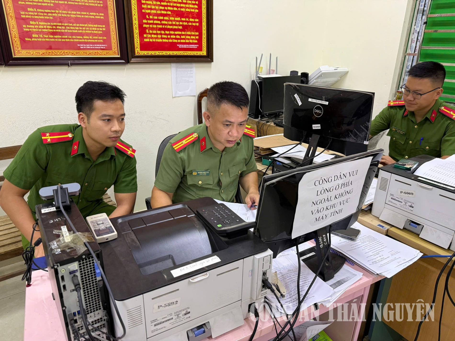 Kiểm tra công tác quản lý nhà nước về an toàn thông tin.