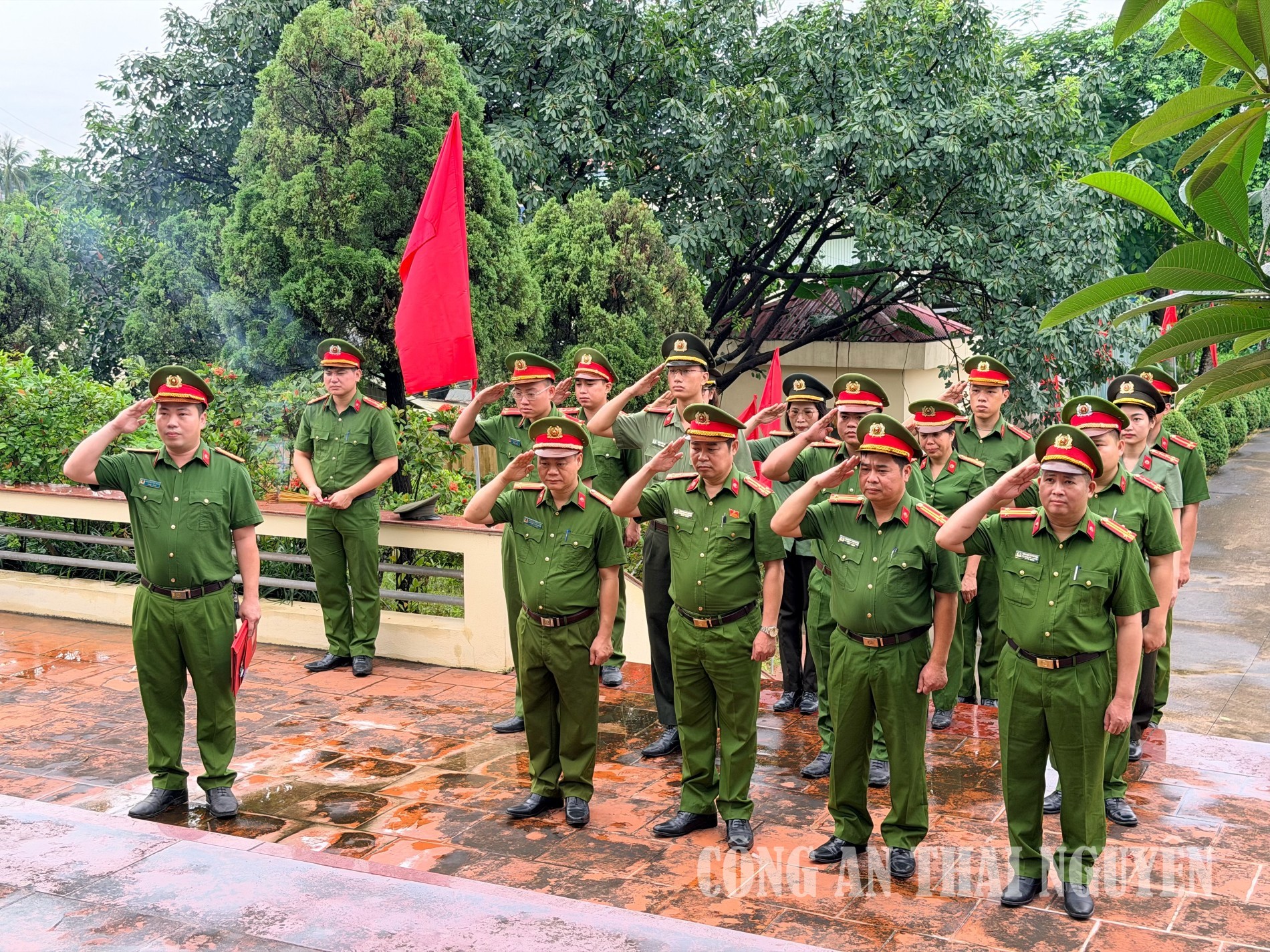27 07 2026 CAP QUYET THANG TRI AN 27 07 8