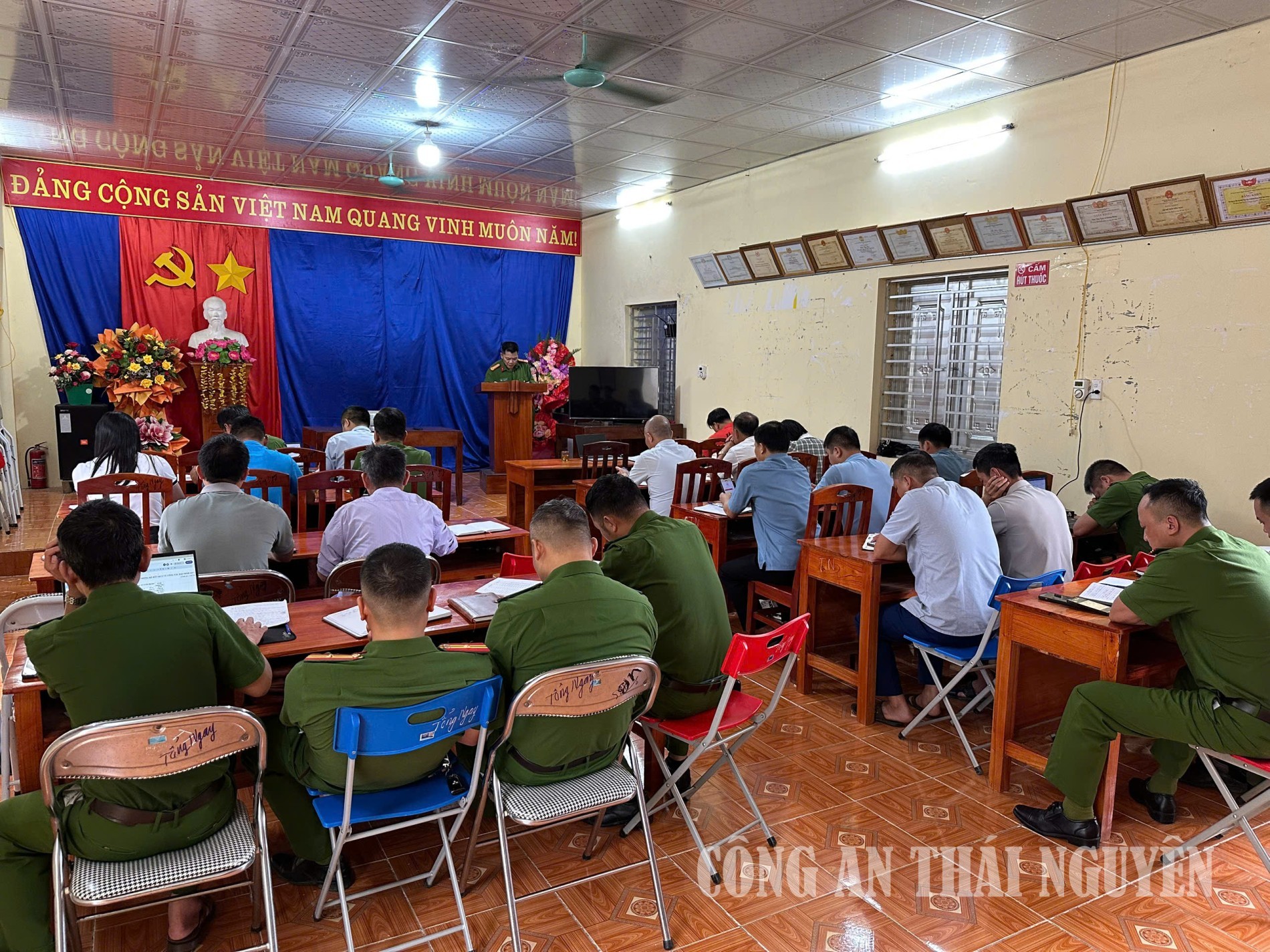 Công an xã Bạch Thông quyết tâm thực hiện mục tiêu xây dựng địa bàn không ma túy