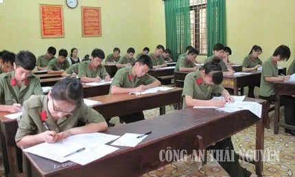 Thông báo: Về việc tuyển chọn công dân vào Công an nhân dân thực hiện công tác giảng dạy tại Trường Văn hóa Công an nhân dân I