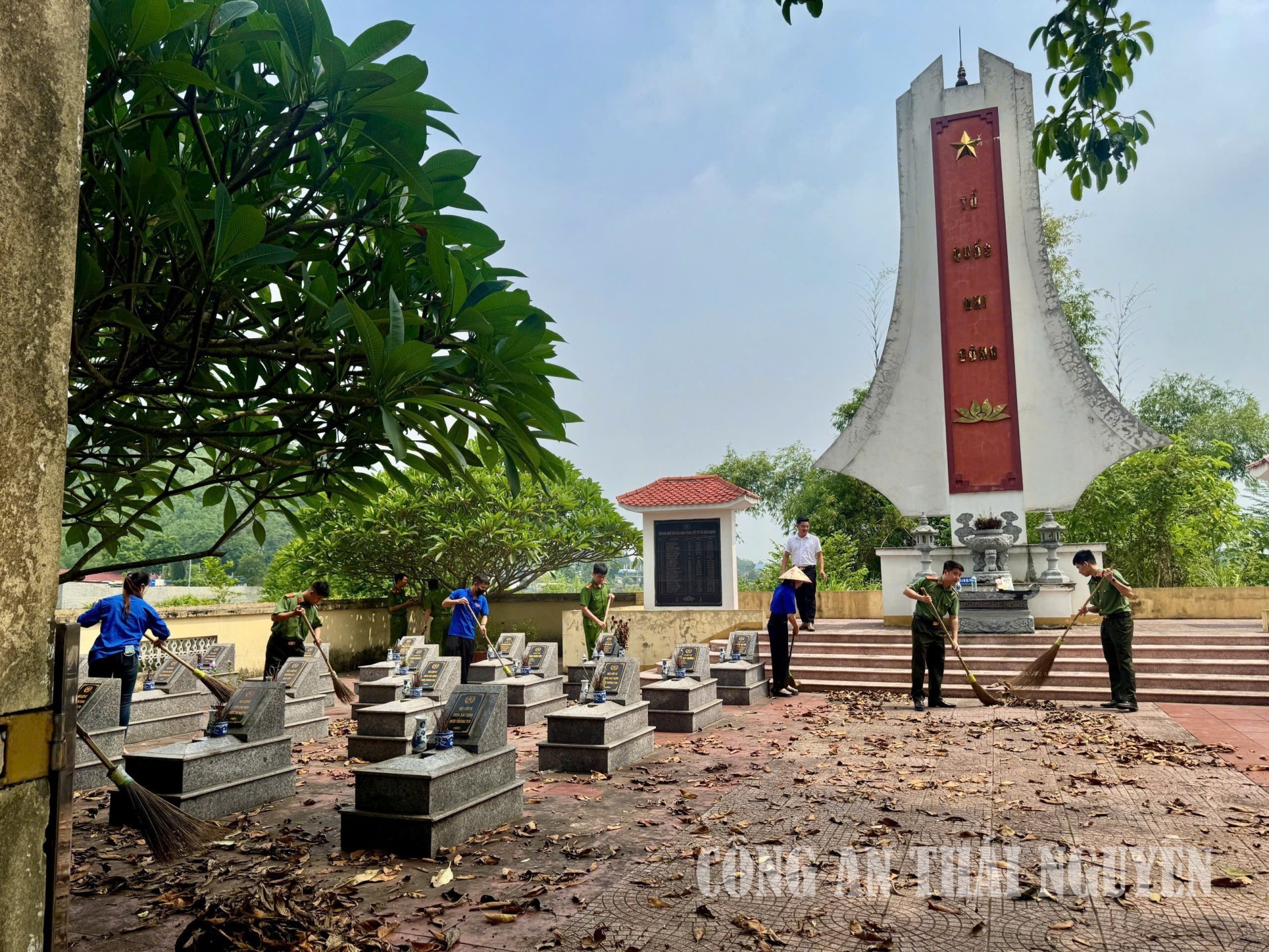 phu thinh 25 7 mo hinh