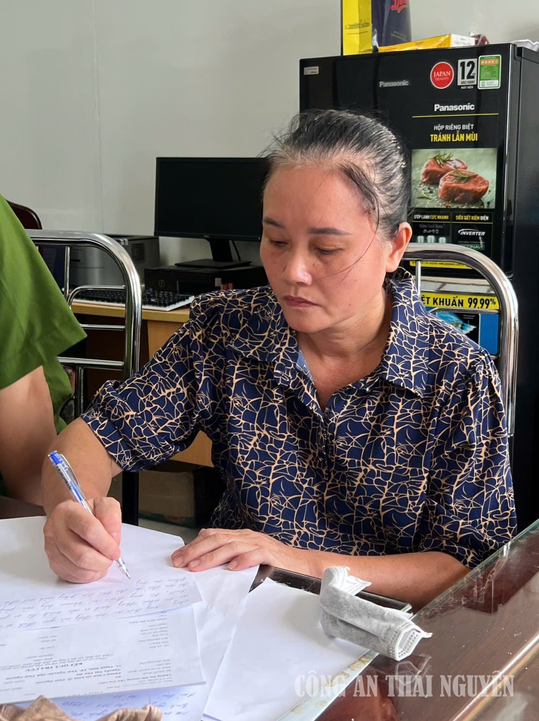 Nguyễn Thị Thu Hà ra đầu thú