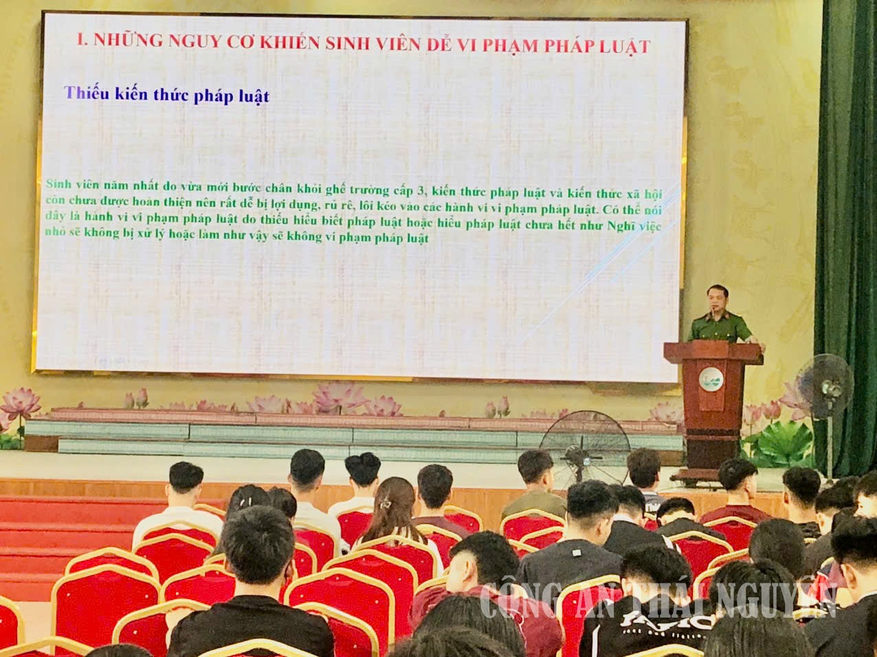 Phòng Cảnh sát hình sự tuyên truyền, phổ biến giáo dục pháp luật