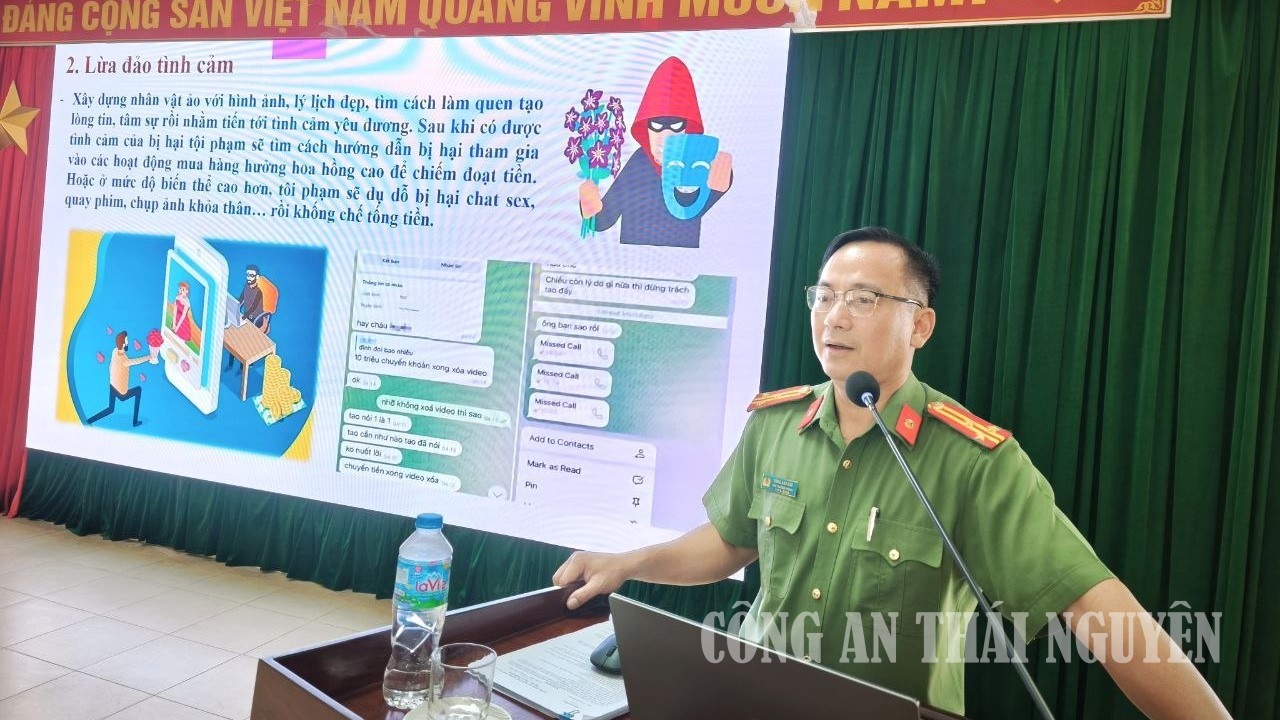 Phổ biến Luật Bảo vệ dữ liệu cá nhân cho đội ngũ báo cáo viên, tuyên truyền viên tại xã Phú Lương