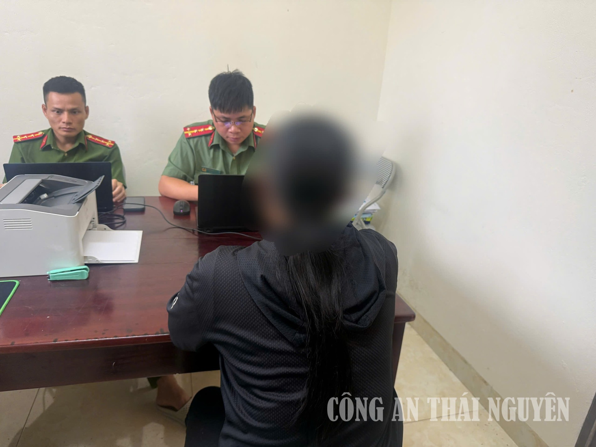 Hiệp Lực làm việc với công dân bình luận sai sự thật