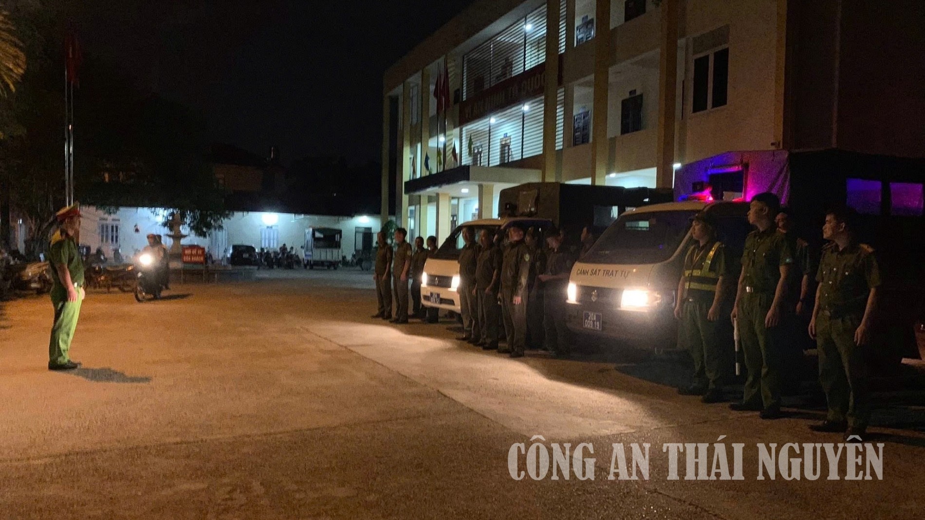 Công an phường Bách Quang tăng cường tuần tra, kiểm soát bảo đảm an ninh, trật tự địa bàn.