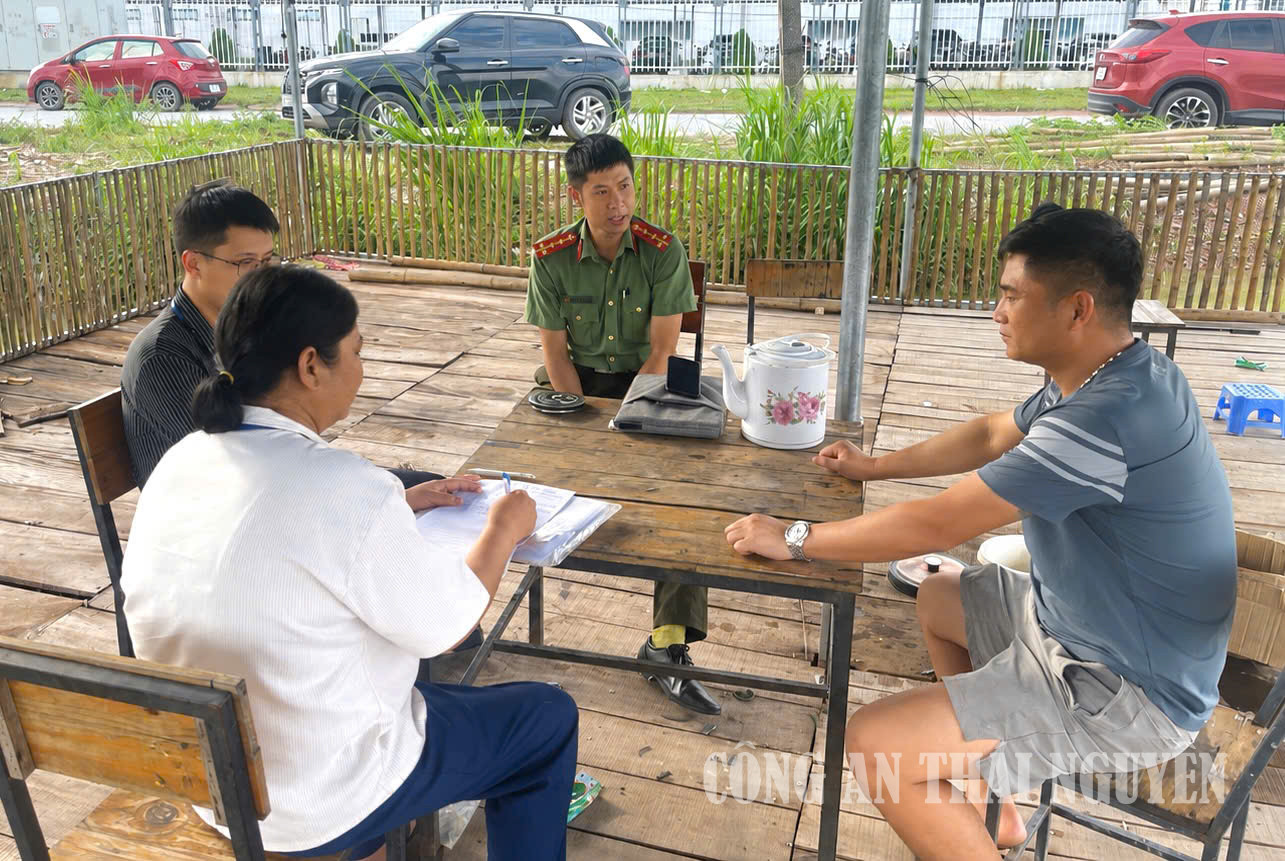 Công an phường Bách Quang phối hợp kiểm tra, chấn chỉnh trật tự xây dựng trên địa bàn