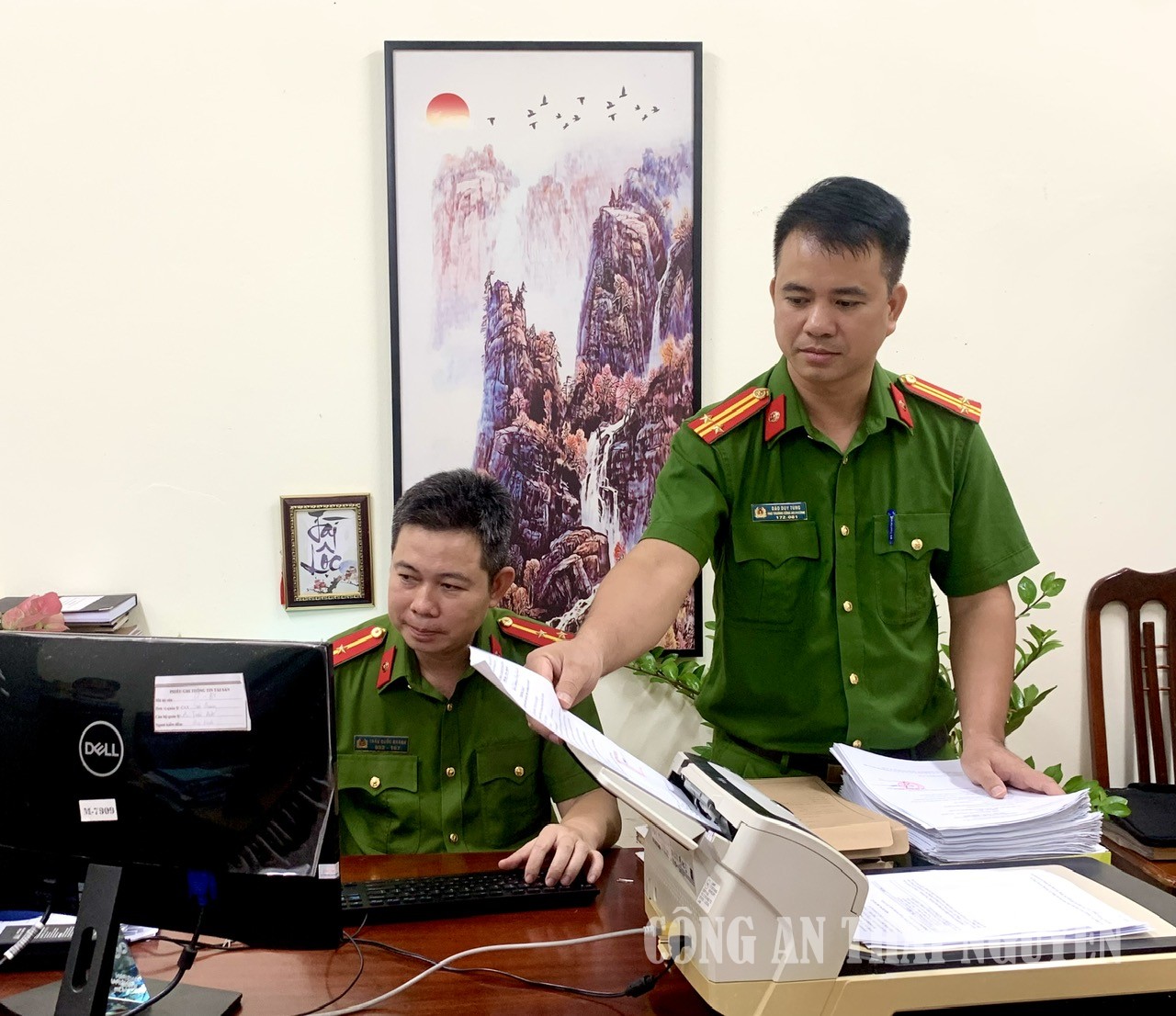 Công an phường Bách Quang triển khai số hoá hồ sơ thủ tục hành chính