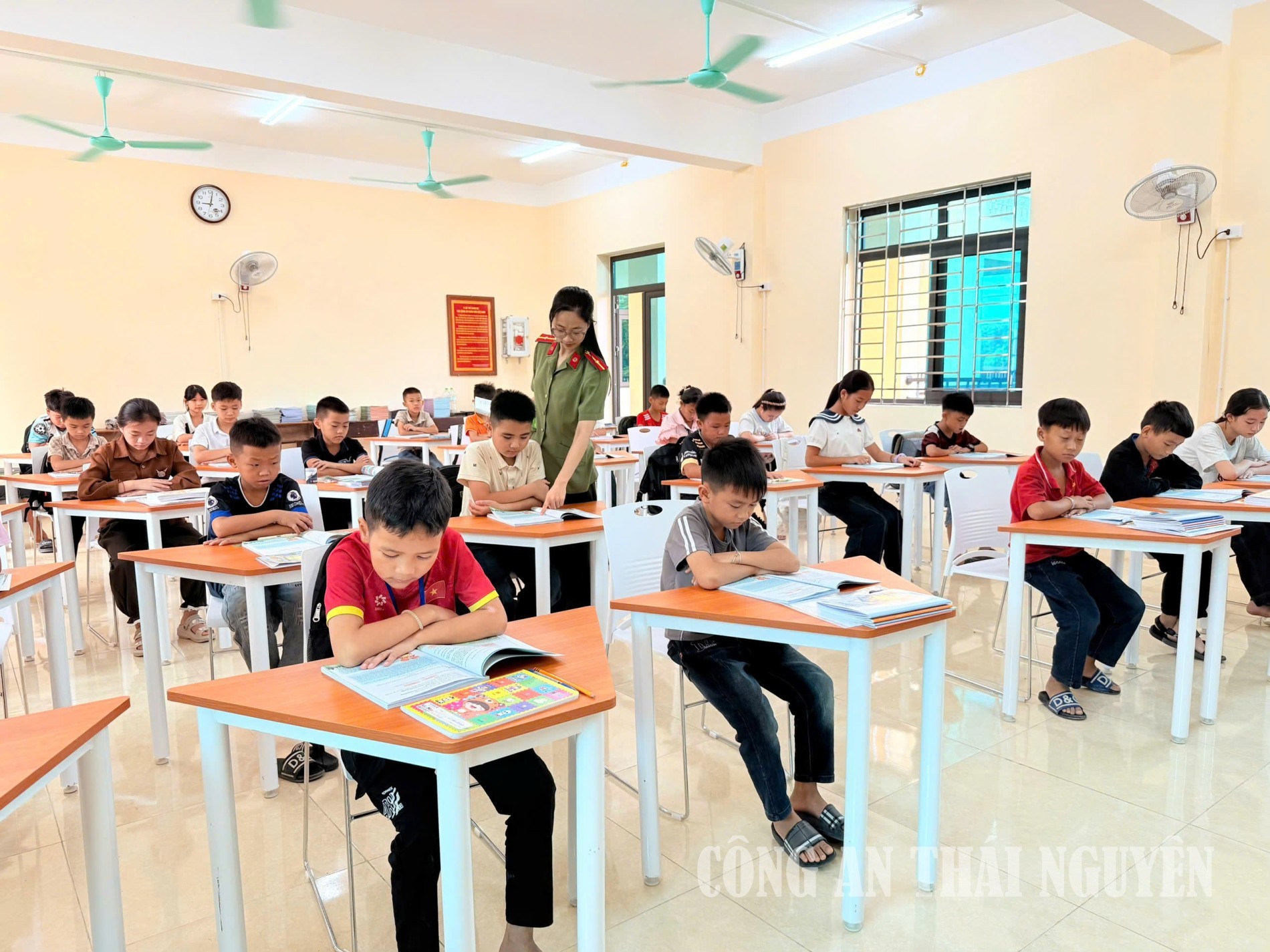 12 09 2026 Trường VHCAND I Những bài học đầu tiên dưới mái trường Văn hóa Công an nhân dân I 3