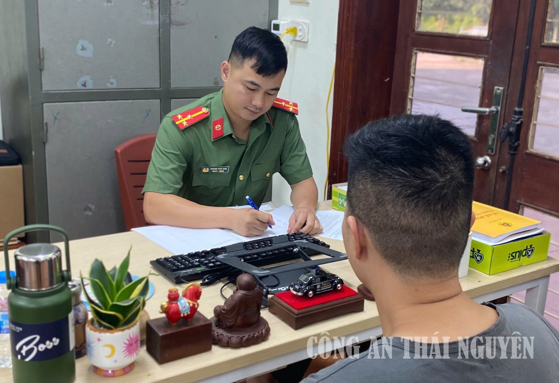 Làm việc với trường hợp lợi dụng mê tín dị đoan trục lợi