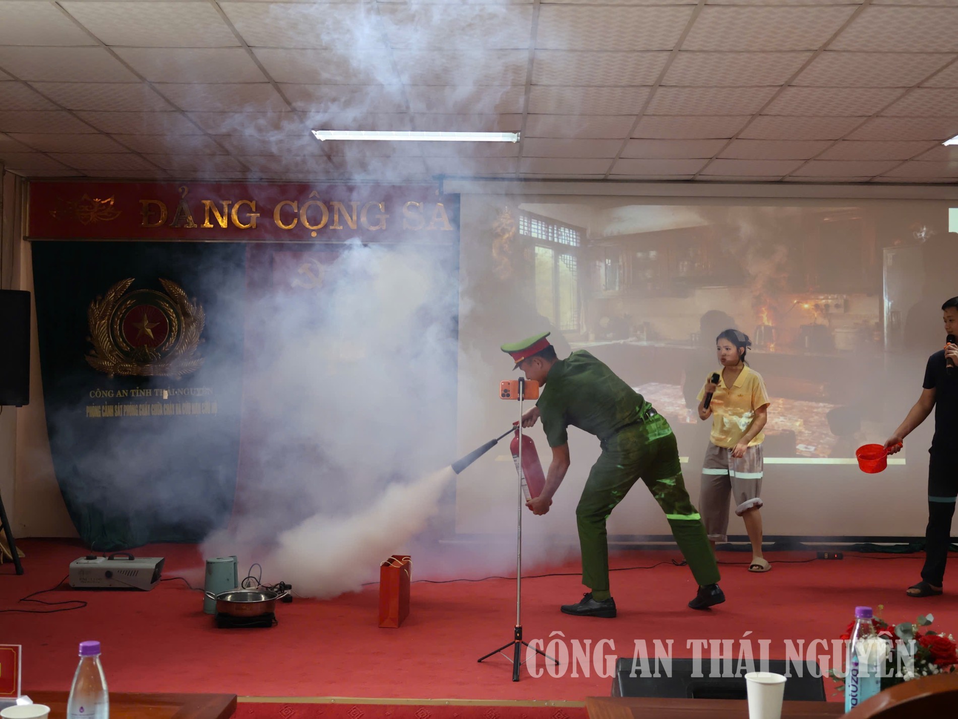 6 Đội thi tham gia phần thi tuyên truyền PCCC
