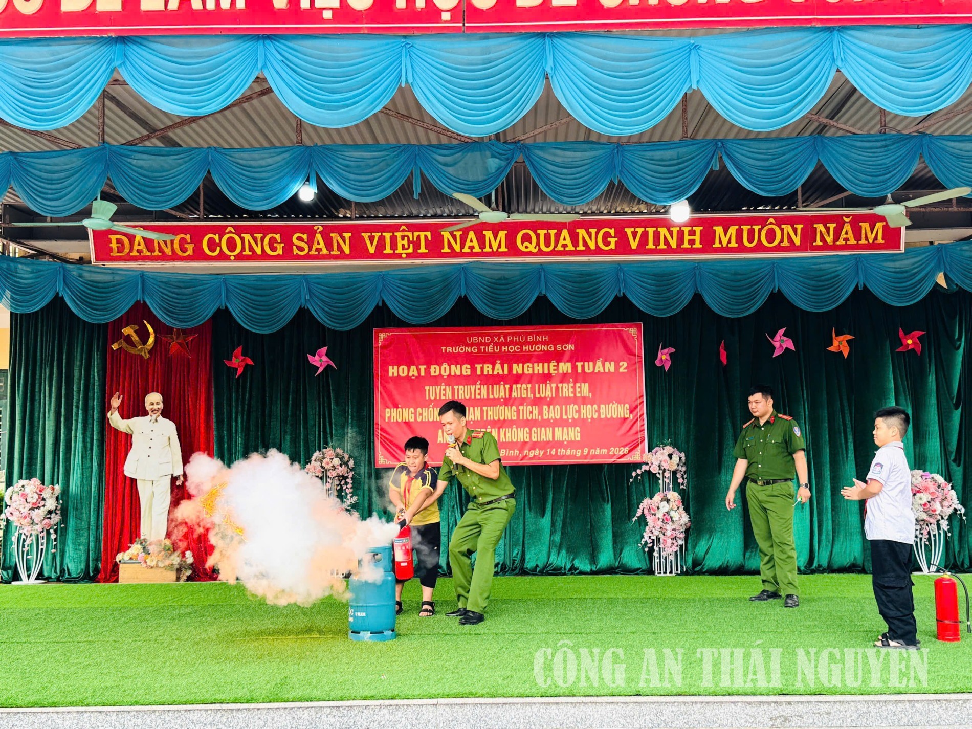 Ảnh 2 Phú Bình tập huấn kỹ năng