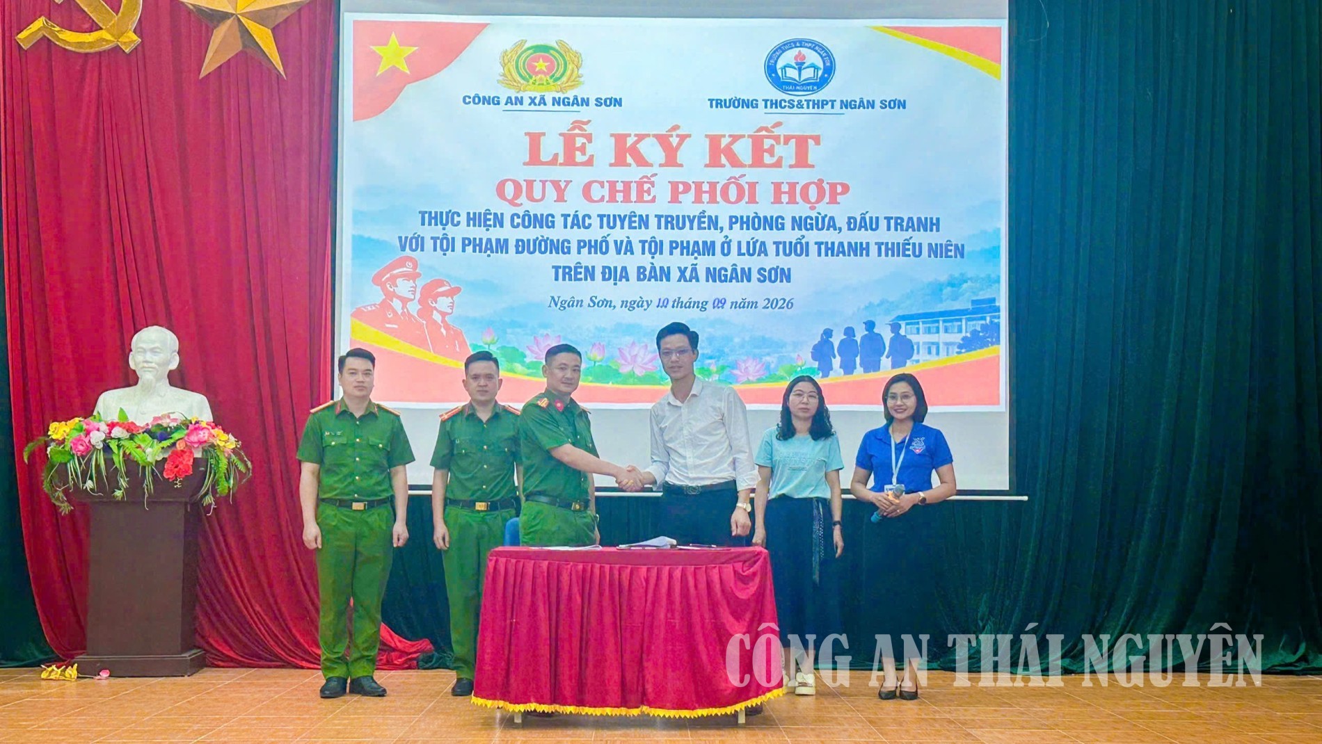 Công an xã Ngân Sơn phòng ngừa “tội phạm đường phố” từ trường học