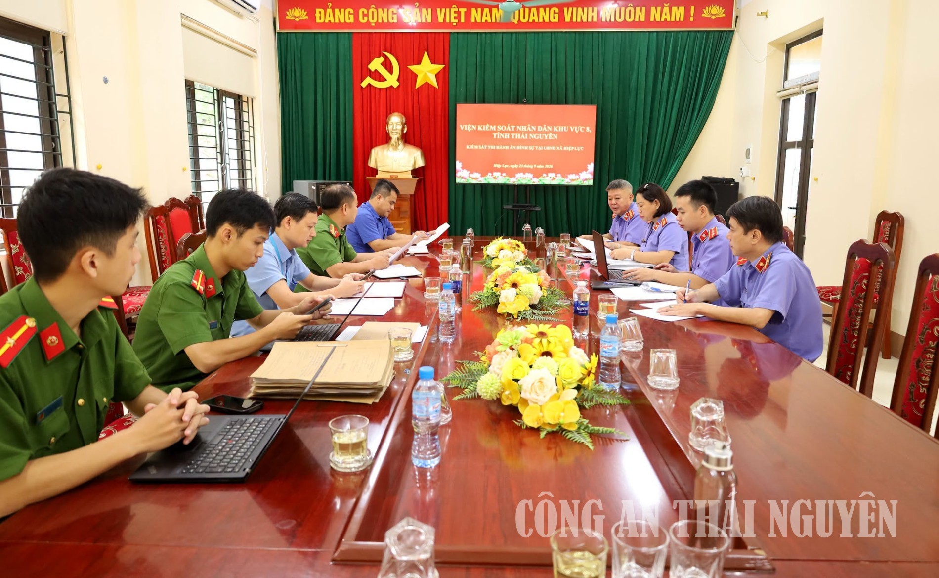 Kiểm sát việc thi hành án hình sự tại UBND xã Hiệp Lực.