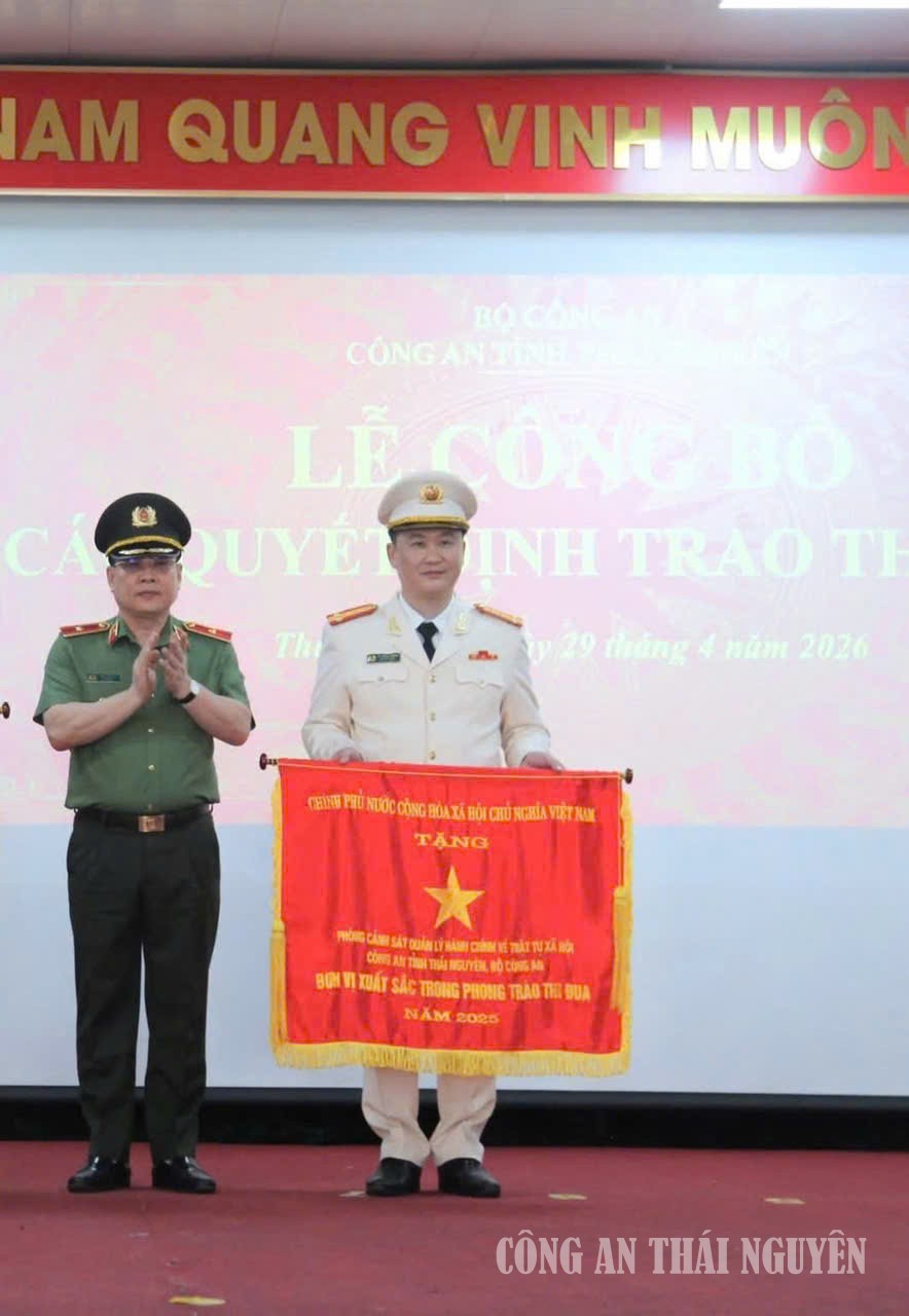 pc06 chị Lê