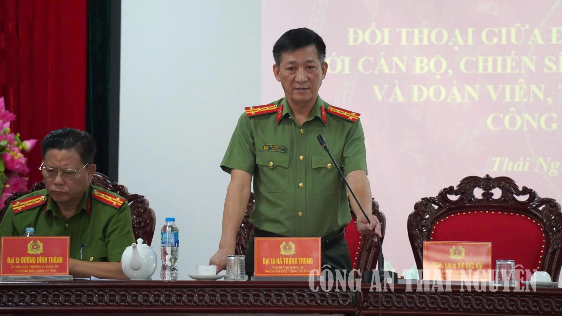 Sếp Trung 1