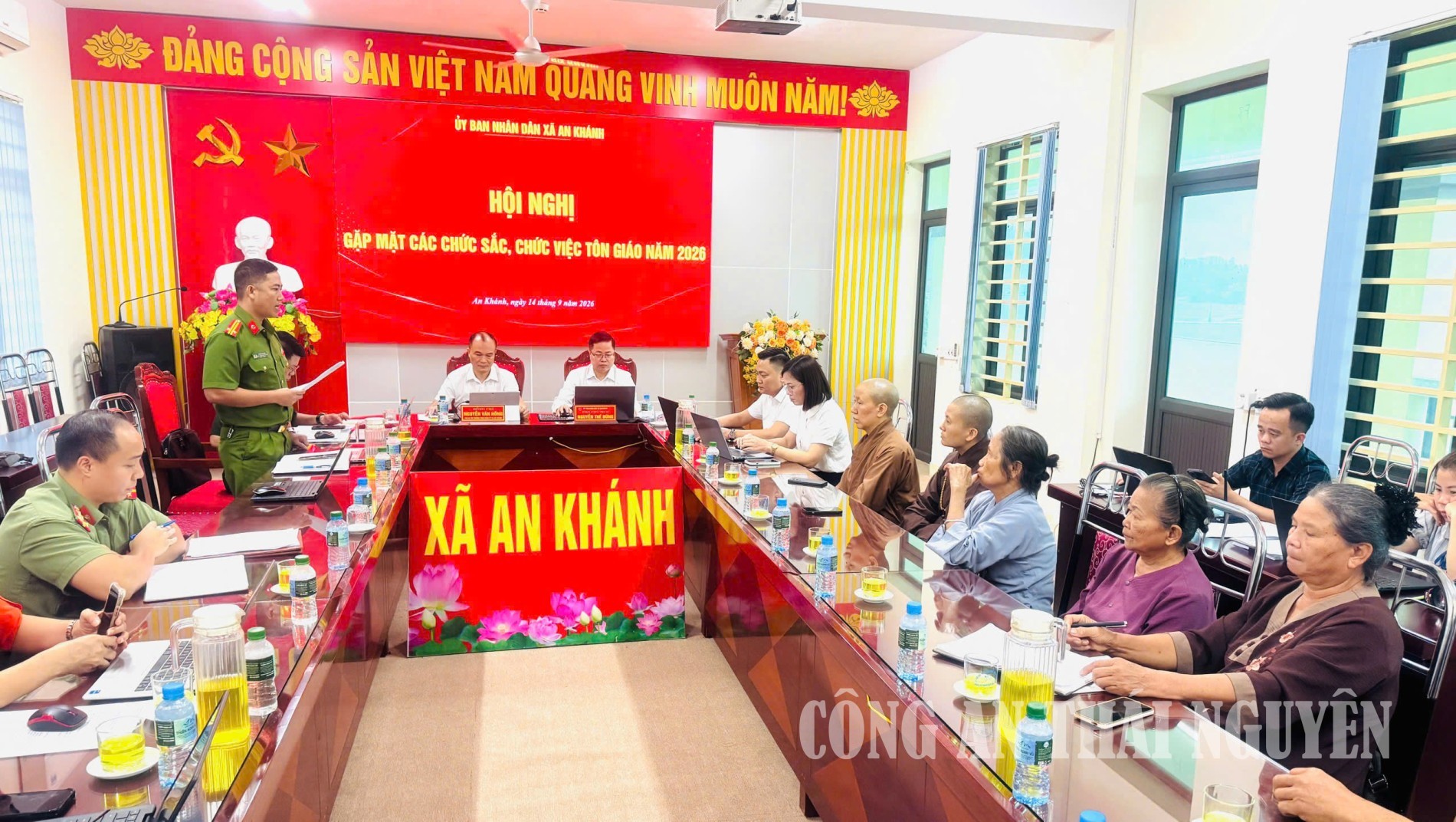 Xã An Khánh gặp mặt chức sắc, chức việc tôn giáo trên địa bàn.