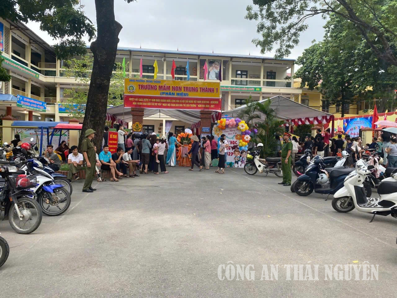 Bảo đảm an ninh, an toàn ngày khai giảng tại phường Trung Thành.