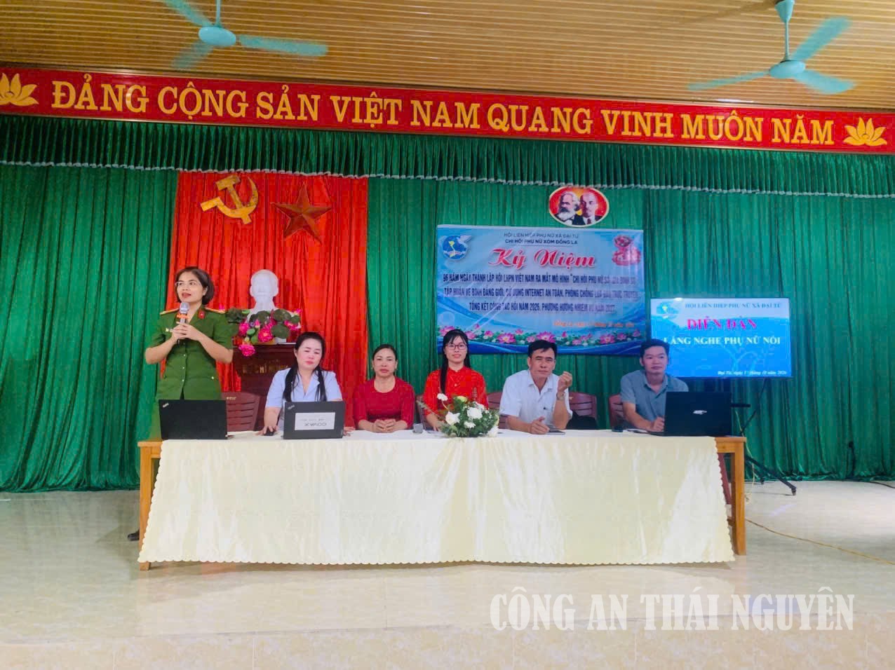 Công an xã tuyên truyền truyền kỹ năng sử dụng Internet an toàn