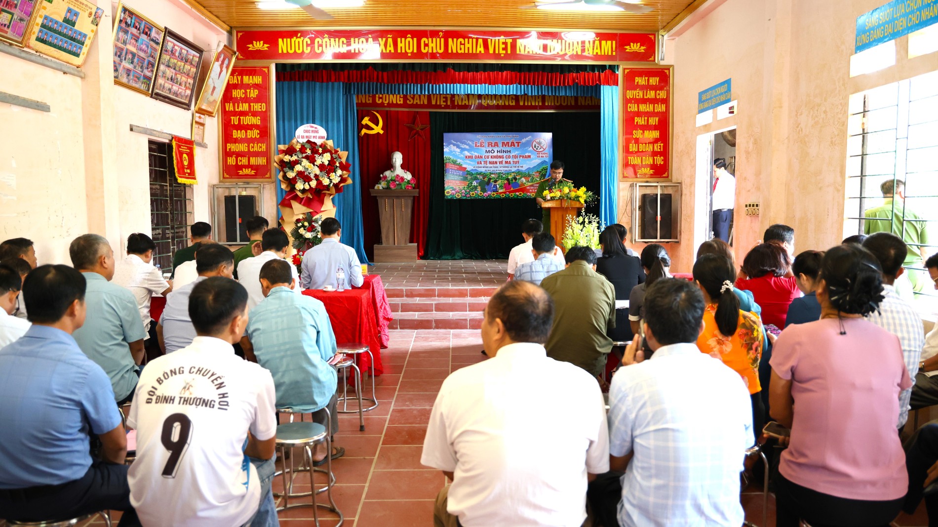 Toàn cảnh buổi lễ ra mắt mô hình