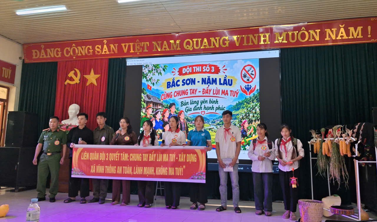Phần thi chào hỏi của Đội Bắc Sơn, Nặm Lẩu