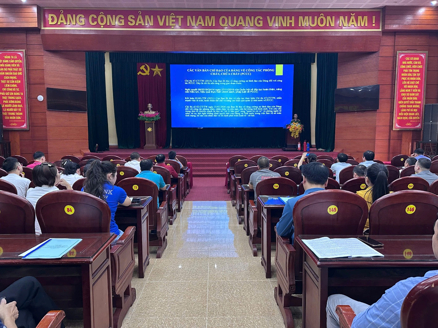 Nâng cao kiến thức phòng cháy, chữa cháy và cứu nạn cho người lao động