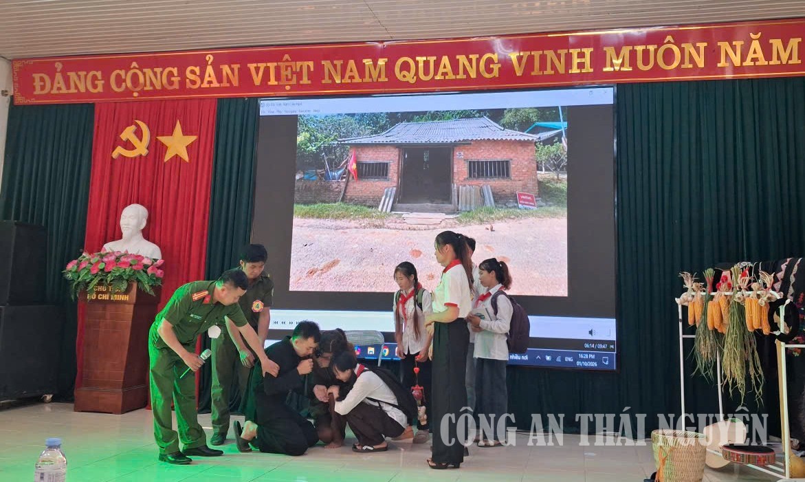Xã Vĩnh Thông tổ chức cuộc thi tìm hiểu pháp luật về phòng, chống ma tuý