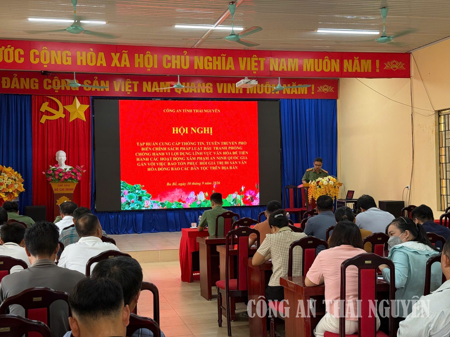 Hội nghị tại xã Ba Bể
