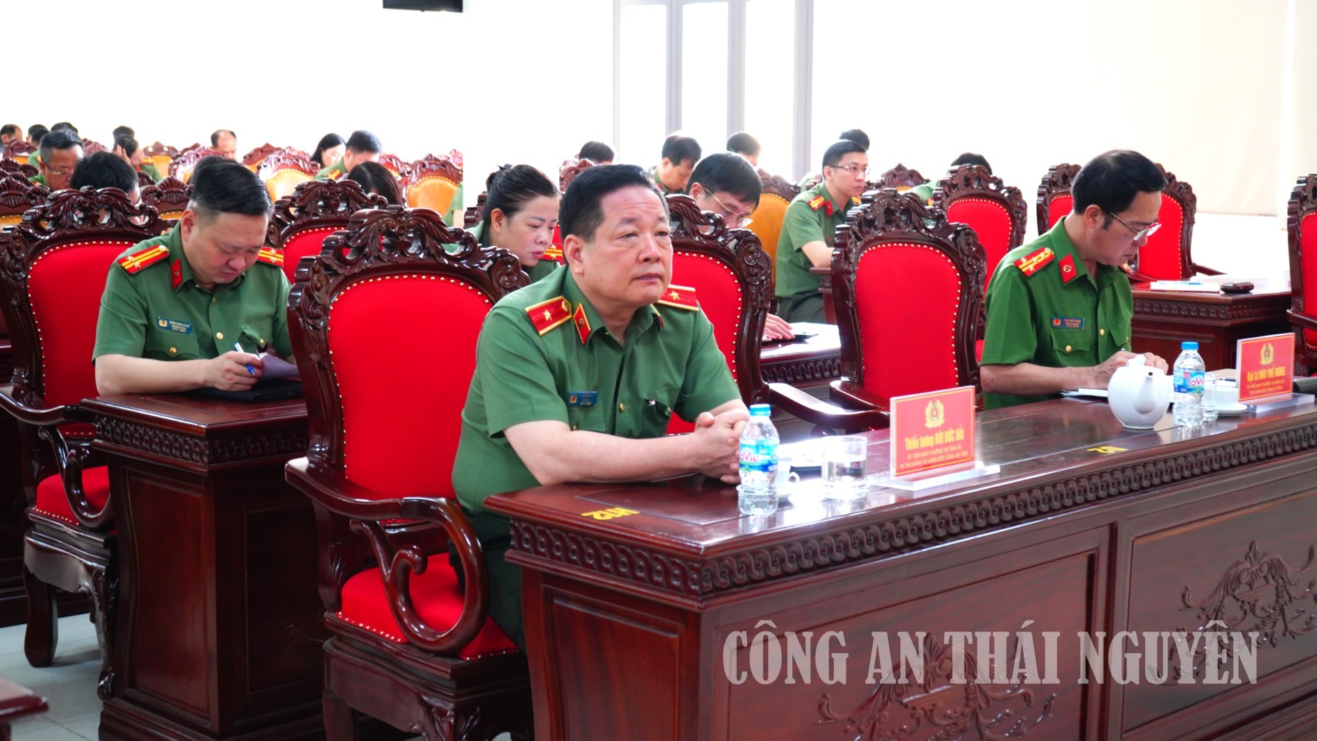 Công an tỉnh Thái Nguyên học tập, quán triệt Nghị quyết Trung ương 4, Khóa XIV