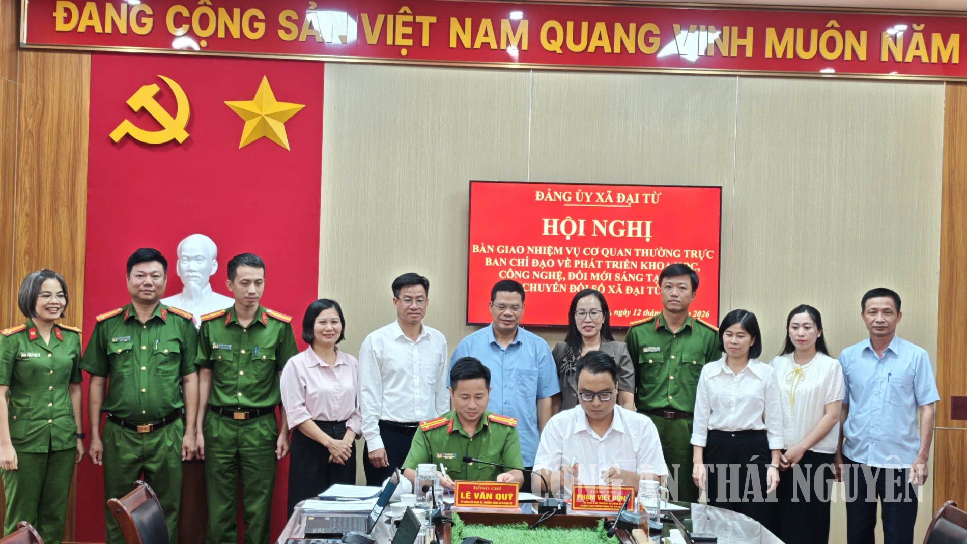 Ký bàn bàn giao giữa hai đơn vị